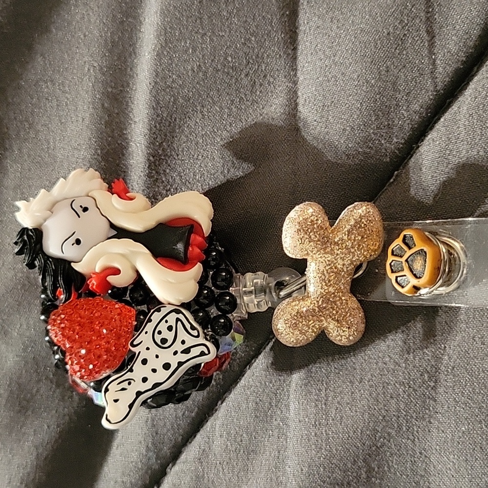 Badge reel